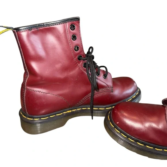 Dr. Martens Air Wair 1460 Smooth Leather Lace Up Boots Cherry Red Grunge Sz 7 - Picture 13 of 16